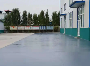 呼伦贝尔彩色路面喷涂翻新的材料对冬季